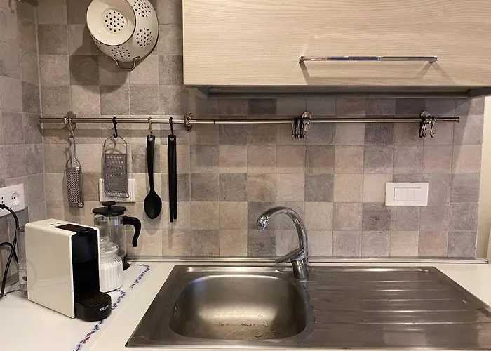 Apartment New! Uptown Terraces Rom